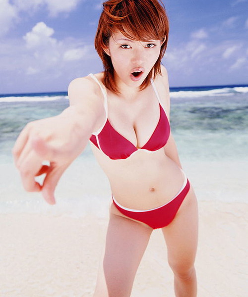 Mayuko Iwasa On The Beach 11